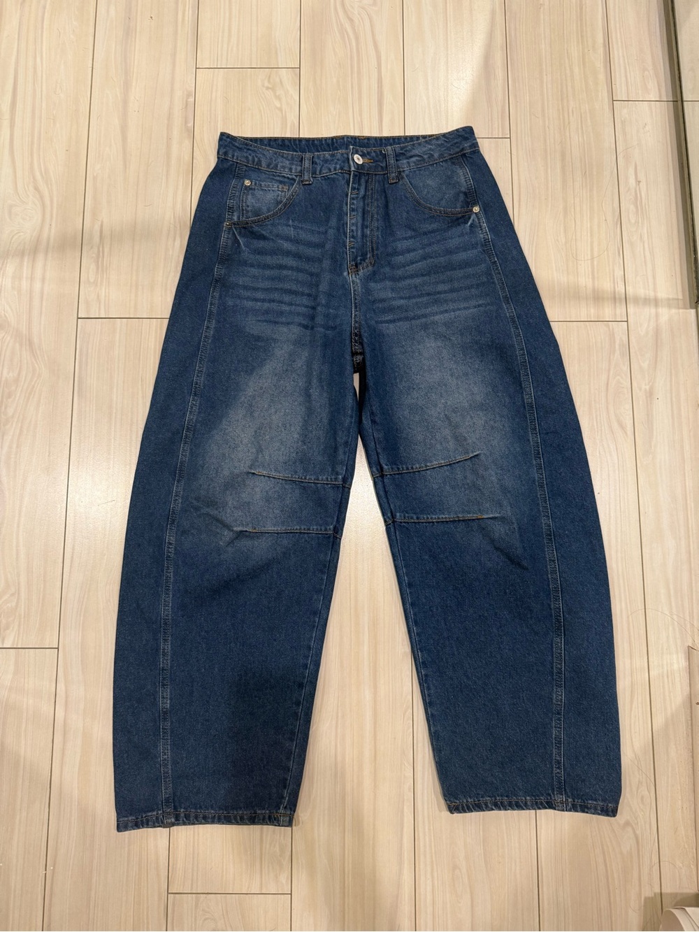 Barrel/Wide-Leg Dark Blue Denim Pants